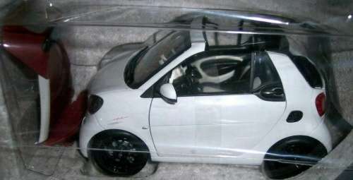 Smart-for-two-Cabriolet 2017 white 1/18 Norev NEW+boxed  #8390 instant wheels