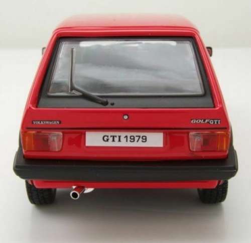 Volkswagen Golf Mk.I GTI 1979 red 1/24 Bburago NEW+boxed  #2251 instant wheels