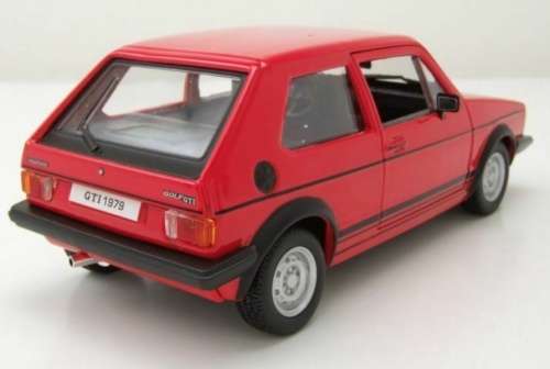 Volkswagen Golf GTI Mk.I 1979 red 1/24 Bburago NEW+boxed  #2252 instant wheels