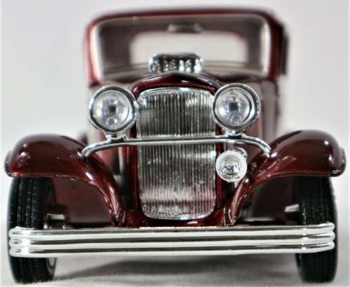 Ford Coupe 1932 red-met 1/24 Motormax NEW+boxed  #2253 instant wheels