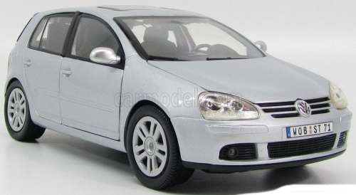 Volkswagen Golf V 2008 silver 1/18 Bburago NEW+boxed  #8822 instant wheels