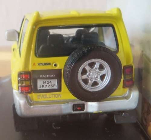Mitsubishi Pajero Evolution 1999 yellow 1/43 AmericanMint NEW+boxed  #5425 instant wheels