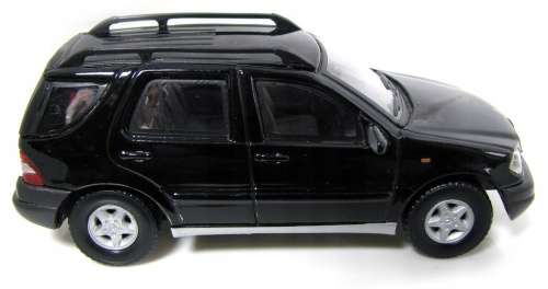 Mercedes-Benz M-Klasse ML320 2015 1/43 AmericanMint NEW+boxed  #5435 instant wheels