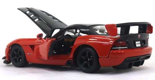 Dodge Viper SRT 10 ACR 2017 red+carbon 1/24 Bburago NEW+boxed  #2258 instant wheels