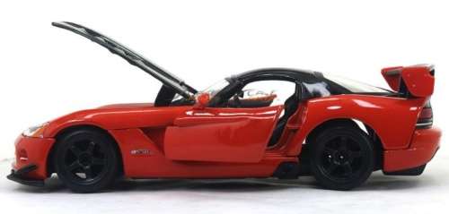 Dodge Viper SRT 10 ACR 2017 red+carbon 1/24 Bburago NEW+boxed  #2258 instant wheels