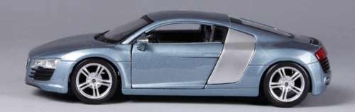 Audi R8 2016 lt.blue-met 1/24 Maisto NEW+boxed  #2260 instant wheels