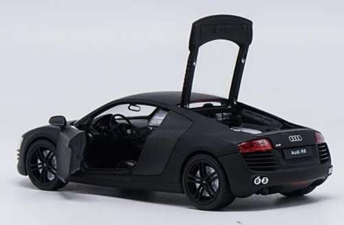 Audi R8 V10 2011 matte-black 1/24 Welly NEW+boxed  #2269 instant wheels