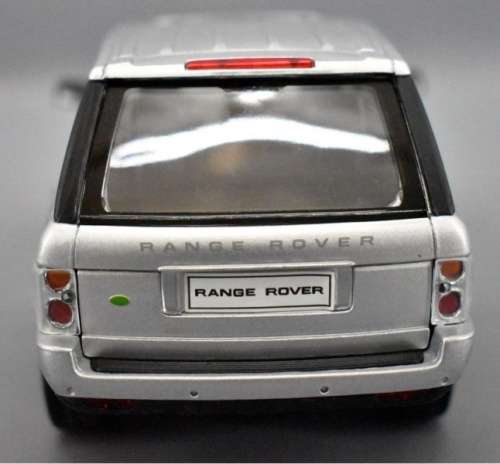 Land Rover Range Rover 2003 silver 1/24 Welly NEW+boxed  #2272 instant wheels