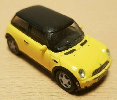 Mini Cooper 2001 yellow 1/43 Schuco NEW+boxed  #5482 instant wheels
