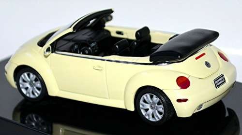 Volkswagen New Beetle Cabrio 2005 cream 1/43 AUTOart NEW+boxed  #5492 instant wheels