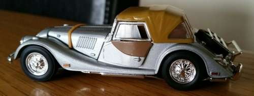Morgan 4/4 series V 1963 light blue-met 1/43 Hongwell NEW+showcased  #5505 instant wheels