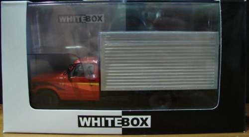 Chevrolet D-40 Box Truck 1985 red cab 1/43 WhiteBox NEW+boxed  #5902 instant wheels