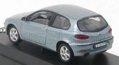 Alfa Romeo 147 2000 silver 1/43 Solido NEW+reblistered  #5628 instant wheels