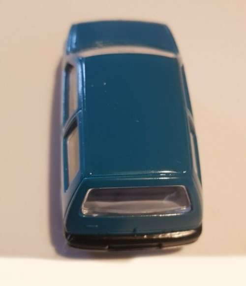 Fiat Bravo 2007 green 1/43 Bburago NEW+reblistered  #5656 instant wheels