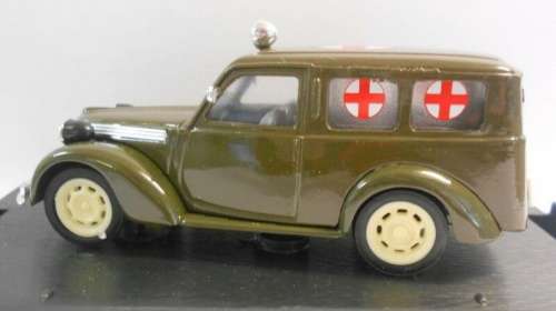 FIAT 1100E Ambulanza 1947 green 1/43 Brumm NEW+reblistered  #5678 instant wheels
