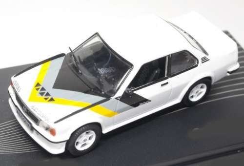 Opel Ascona B 400 Rallye 1981 white 1/43 IXO NEW+reblistered  #5685 instant wheels