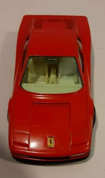 Ferrari Testarossa 1987 red 1/43 Bburago NEW+reblistered  #5706 instant wheels