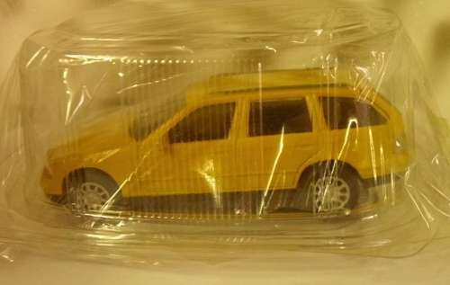 BMW 5 E61 5-door touring 2007 yellow 1/43 Herpa NEW+reblistered  #5718 instant wheels