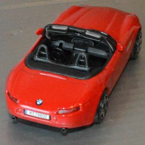 BMW Z8 Roadster 2002 red 1/43 Bburago NEW+reblistered  #5721 instant wheels