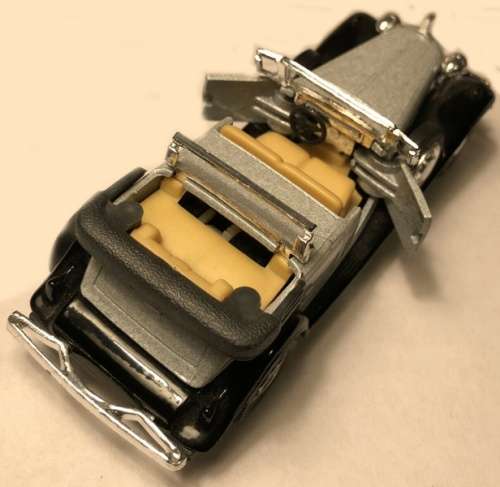 Cadillac V16 Phaeton 1932 silver 1/43 Yat Ming NEW+reblistered  #5738 instant wheels