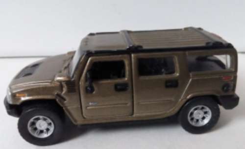 Hummer H2 SUV 2018 green-met 1/46 112mm long Maisto NEW+reblistered  #5742 instant wheels
