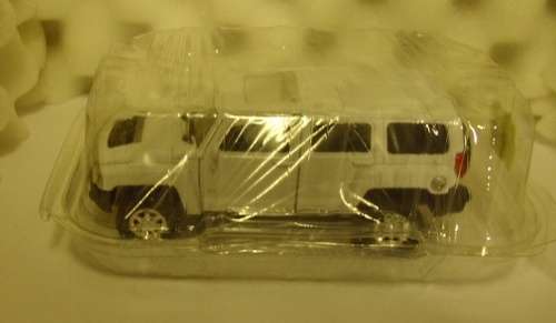 Hummer H3 2019 white 1/43 Welly NEW+reblistered  #5744 instant wheels
