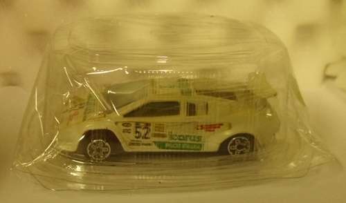 Lamborghini Countach 5000-S Icarus#52 1985 white 1/43 Bburago NEW+reblistered  #5754 instant wheels
