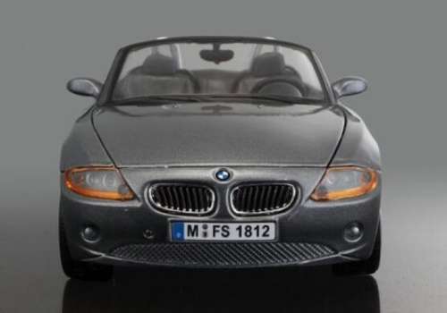 BMW Z4 1995 grey-met 1/24 Bburago NEW+boxed  #2293 instant wheels