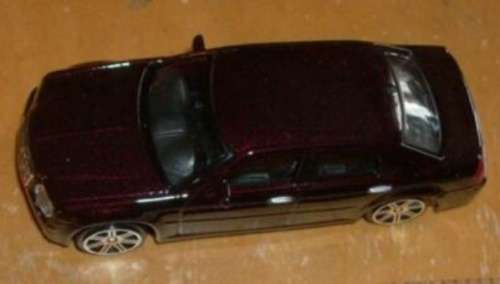 Chrysler 300-C Hemi 2005 black 1/43 Maisto NEW+boxed  #5520 instant wheels