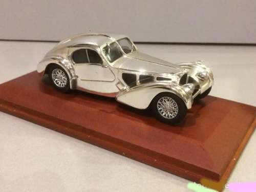 Bugatti 57SC Coupe Atlantic 1938 Chrome finish 1/43 IXO NEW+boxed  #5536 instant wheels