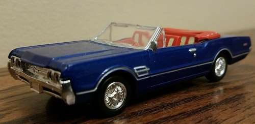 Oldsmobile Cutlass 442 Convertible 1966 blue 1/43 NewRay NEW+boxed #5541 instant wheels