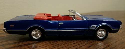 Oldsmobile Cutlass 442 Convertible 1966 blue 1/43 NewRay NEW+boxed #5541 instant wheels