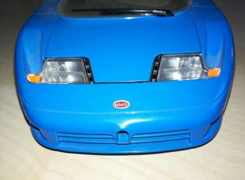BUGATTI GB11 1991 blue 1/18 Bburago NEW+boxed  #8027 instant wheels