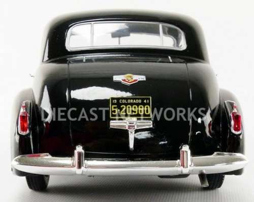 Cadillac Fleetwood Series 60 Sedan 1941 black 1/18 MGC-ModelCarGroupe NEW+boxed #8038 instant wheels