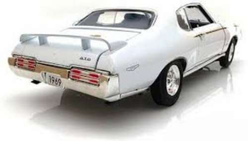 Pontiac GTO Judge 1969 white 1/18 Motormax NEW+boxed  #8047 instant wheels