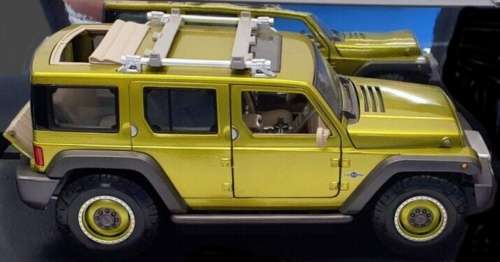 Jeep Rescue Concept 2005 green-met 1/18 Maisto NEW+DeLuxe Showcased  #8064 instant wheels