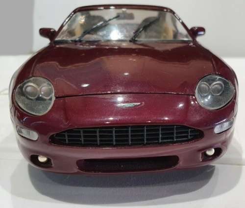 Aston Martin DB7 2004 maroon 1/18 Guiloy NEW+DeLuxeShowcased  #8068 instant wheels