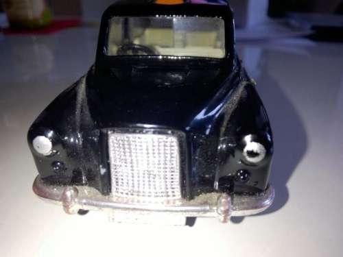 Austin FX4 London Taxi 1985 black 1/35 Corgi NEW+reblistered  #3504 instant wheels
