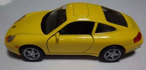 Porsche 911 Carrera 2001  light-yellow 1/38 Welly NEW+reblistered  #3805 instant wheels