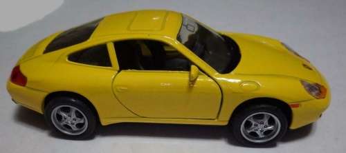 Porsche 911 Carrera 2001  light-yellow 1/38 Welly NEW+reblistered  #3805 instant wheels