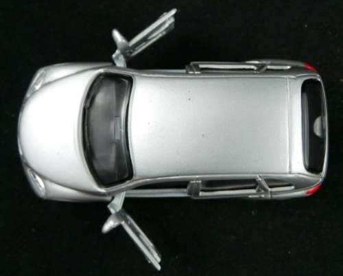 Chrysler GT Cruiser 2000 silver 1/38 Maisto NEW+reblistered  #3811 instant wheels