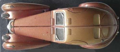 Bugatti Atlantic Coupe 1936 bronze 1/24 Bburago NEWinBlister #2305 instant wheels