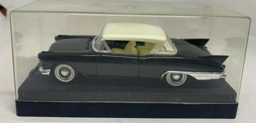Cadillac Eldorado Seville 1957 black+white 1/43 Solido NEW+boxed #5551 instant wheels