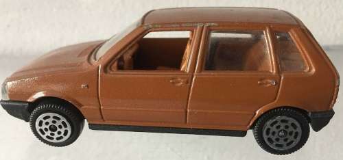 FIAT UNO 55S Marrone 1992 brown 1/43 HotWheels NEW+reblistered #5771 instant wheels