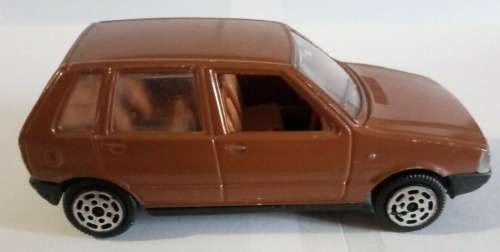 FIAT UNO 55S Marrone 1992 brown 1/43 HotWheels NEW+reblistered #5771 instant wheels