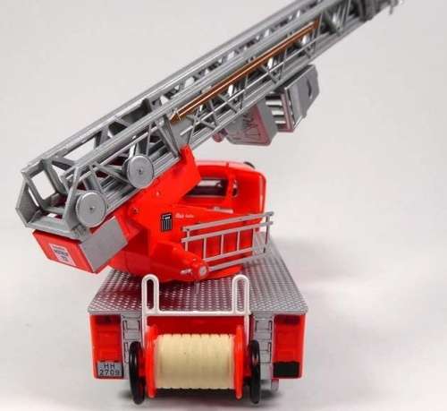 Mercedes L 1519 Swivel Ladder 1976 FireBrigade 1/43 IXO NEWinBlister #5558 instant wheels