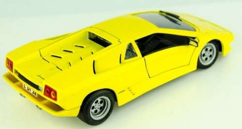 Lamborghini Diablo 1990 yellow 1/24 Maisto NEWinBlister  #2324 instant wheels