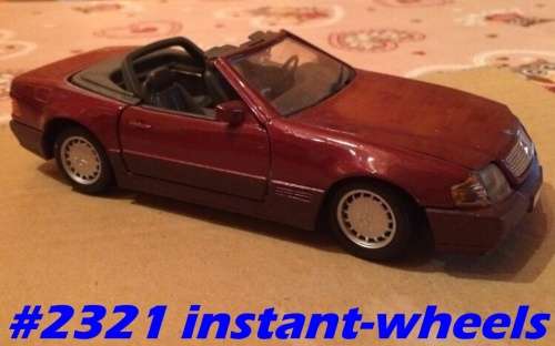 Mercedes-Benz 500 SL Roadster 1989 burgundy 1/24 NEWinBlister FREE delivery #2321 instant wheels