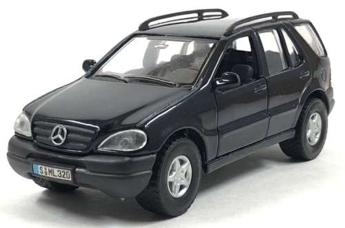 Mercedes-Benz ML320 1989 black 1/24 Maisto NEW+reblistered  #2319 instant wheels
