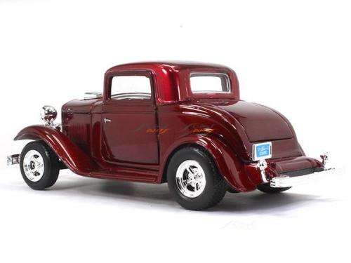 Ford Coupe 1932 red-met 1/24 MotorMax NEW+reblistered  #2317 instant wheels